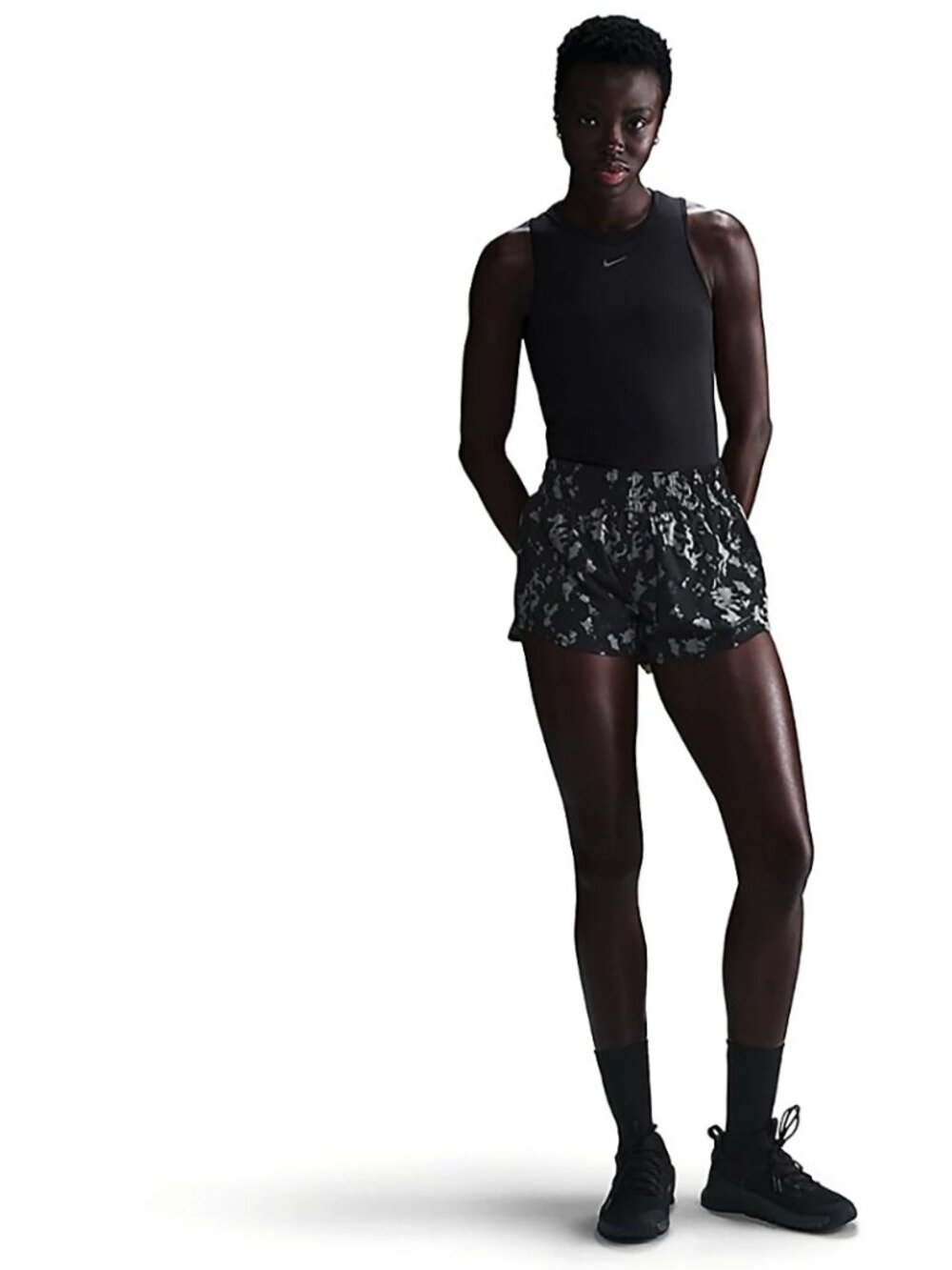 Nike Women's Dri-Fit Mid-Rise 3" Brief-Lined Printed Short in Black size XL NWT - Picture 4 of 12